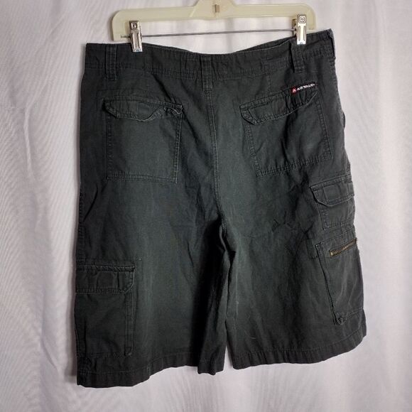 Airwalk shorts  - Picture 2 of 6